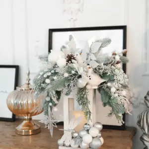 Декоративный фонарь