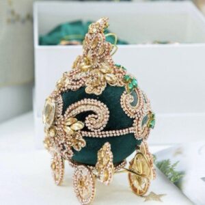 Елочная игрушка «Карета»