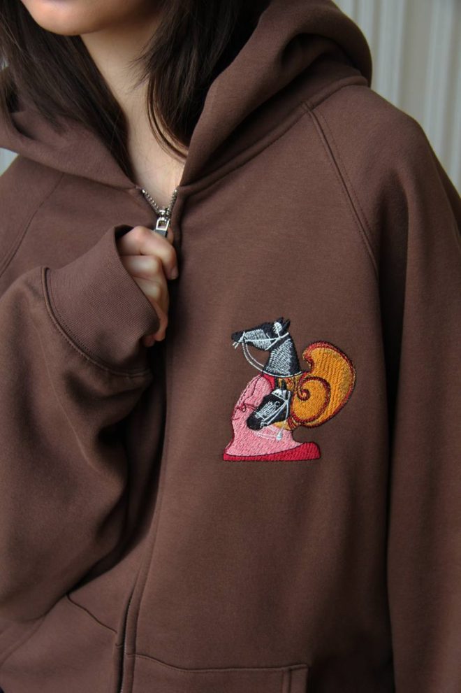 Толстовка унисекс на молнии «Трансформация лошади» — фото 1