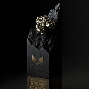 Награда с основанием из мореного дуба