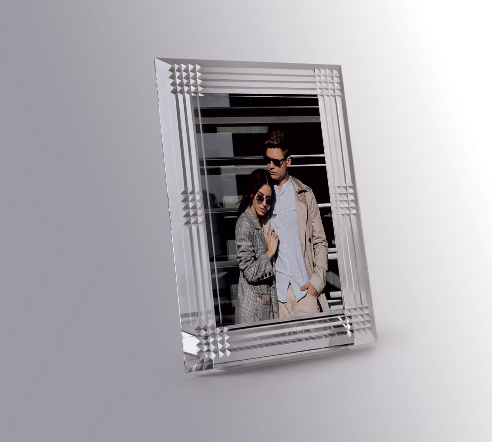 Фото рамка из хрустального стекла с алмазным гранением — фото 2