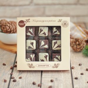 Конфеты «Кедровые с клюквой «Ассорти в шоколаде» 140 г «КедроРай»