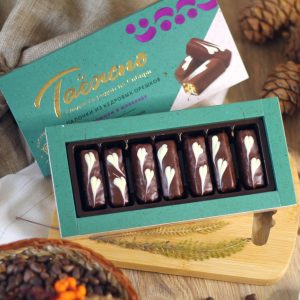 Конфеты «Палочки из кедровых орешков грильяж с черносливом и лимоном в белом шоколаде» 120 г «КедроРай»