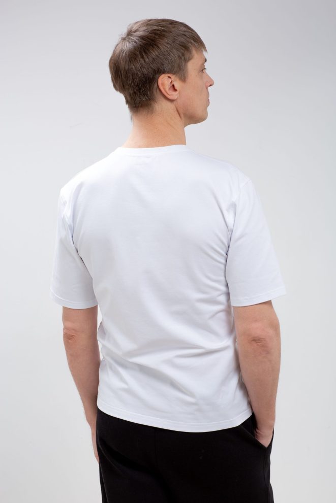 Футболка мужская белая с вышивкой — фото 2