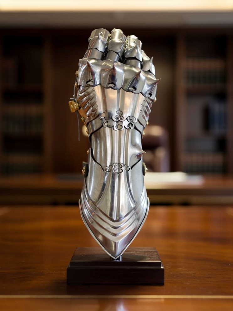 Перчатка интерьернае «Фердинанд» (музейная реплика, XV век) — фото 4