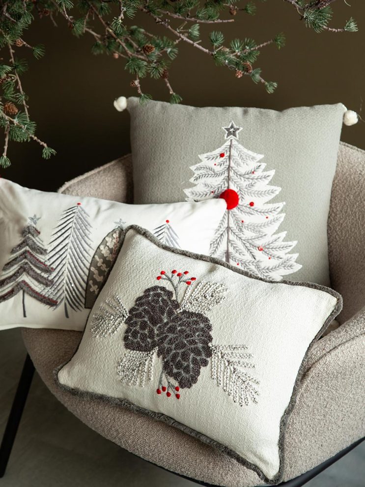 Чехол на подушку Frosted cones из коллекции New Year Essential, 30х45 см — фото 4