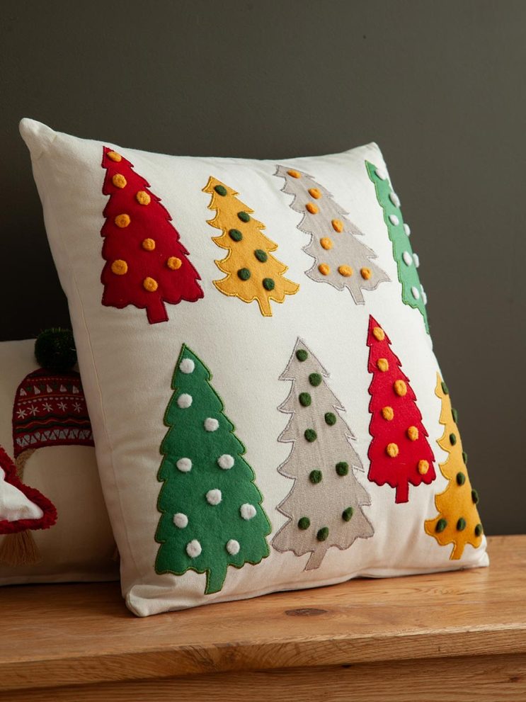 Чехол на подушку Jolly forest из коллекции New Year Essential, 45х45 см — фото 5
