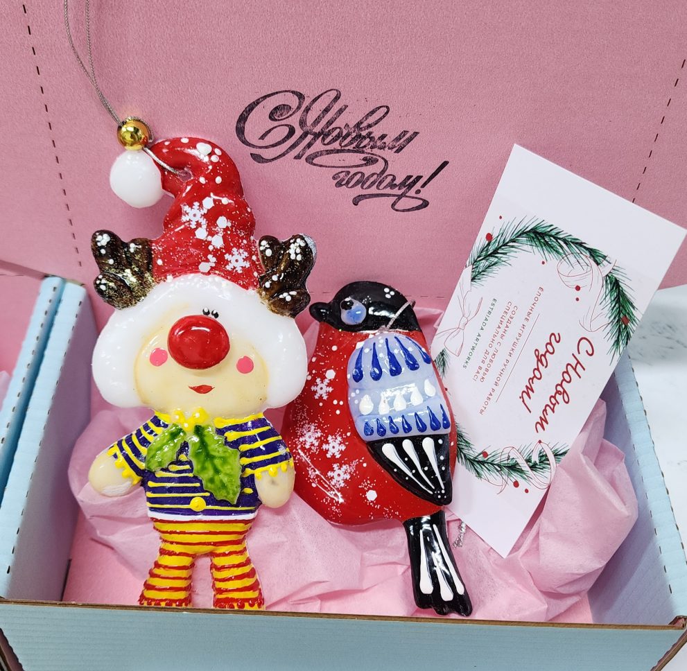 Новогодние игрушки — фото 1